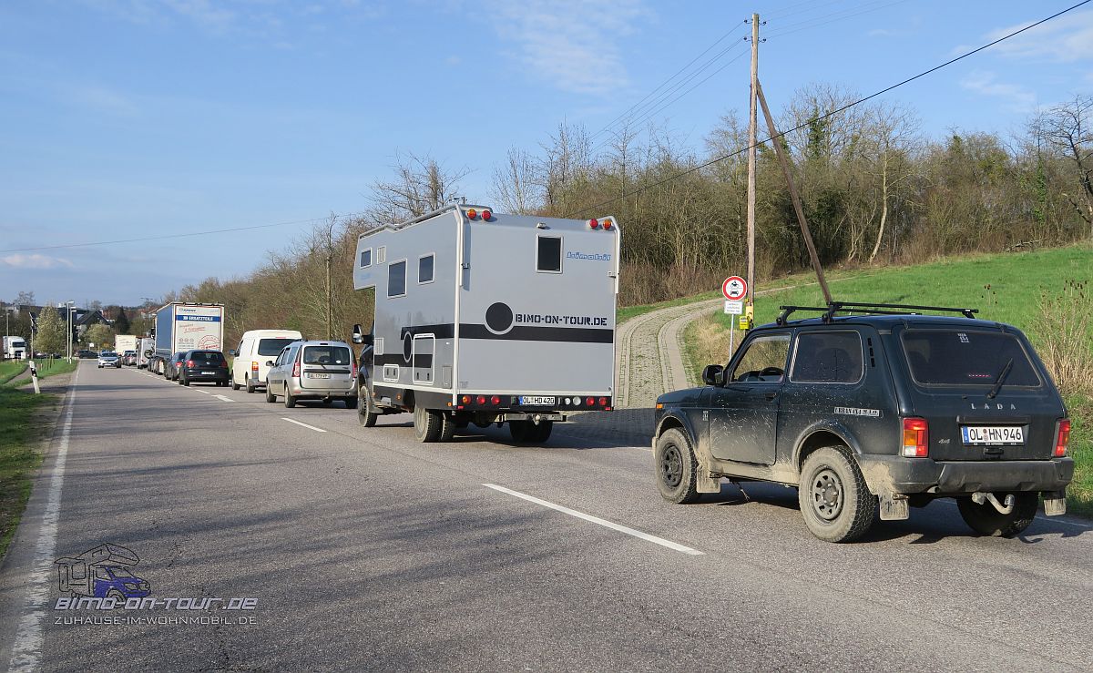 Stau vor der Grenzkontrolle